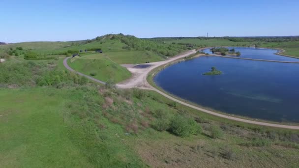 Vista aérea de Hedeland situada en Dinamarca — Vídeos de Stock