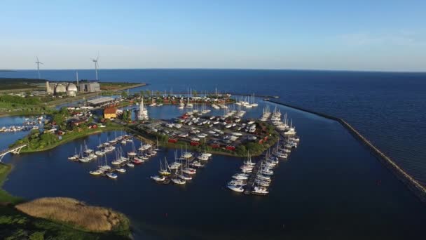 Vista aérea del puerto de Broendby en Dinamarca — Vídeos de Stock