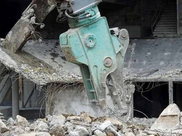 Concrete demolition machine — Stock Photo, Image