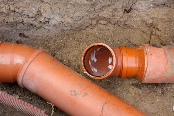 kanalizasyon boruları.