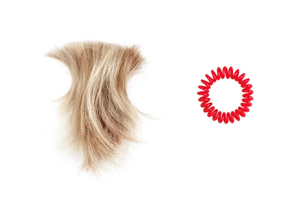 Bloqueio Cabelo Loiro Vermelho Scrunchy Fundo Branco Isolado Closeup Corte — Fotografia de Stock