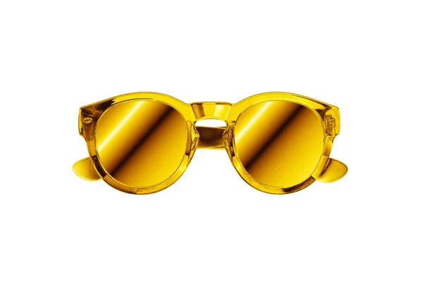 黄金のサングラス白の背景を閉じ 金の金属サングラス 光沢のある黄色の金属サングラス 豪華な魅力ファッションアクセサリーデザイン 夏のビーチの休日 ナイトクラブパーティースタイル — ストック写真