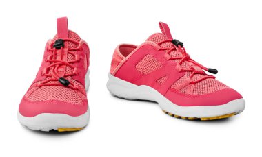 Kırmızı spor ayakkabıları, beyaz arka plan, kapalı kapılar, pembe spor ayakkabılar, spor ayakkabıları, spor ayakkabıları, iki adet spor ayakkabısı, spor deri ayakkabılar, moda tekstil ayakkabıları.