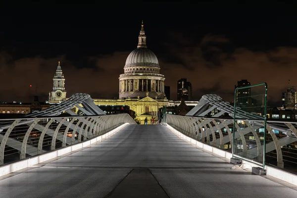 Собор Святого Павла Мост Миллениум Через Темзу Лондоне — стоковое фото