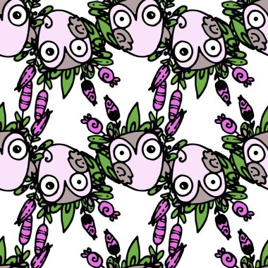 Çiçek desenli vektörsüz baykuş deseni. Böğürtlen ve yeşil yapraklı el yapımı leylak renkli komik bir baykuş deseni, karalama tarzıyla boyanmış, bir tasarım şablonu için beyaz bir arka planda. Çiçeklerle süslü renkli karalama baykuşu.