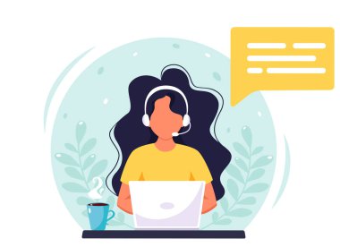 Kulaklıklı kadın bilgisayarla çalışıyor. Müşteri hizmetleri, asistan, destek, çağrı merkezi konsepti. Vektör illüstrasyonu.