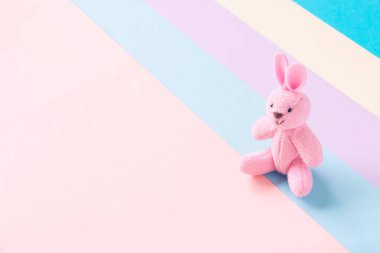 yumuşak tavşan pelüş oyuncak atış