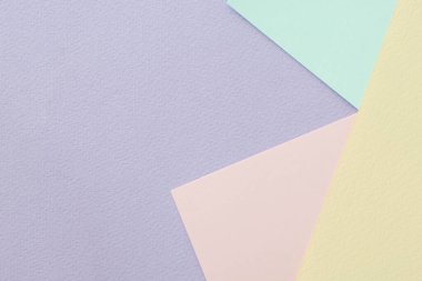 Renkli kağıtlar, desenli duvar kağıtları