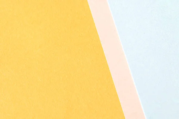 Kağıt sayfalarının farklı renklerdeki soyut arkaplanı