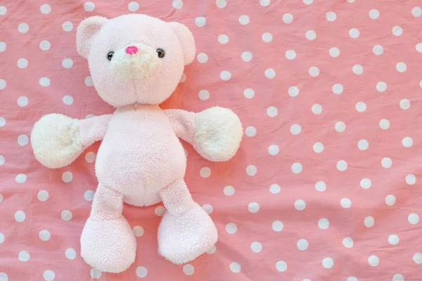 Плюшевий Ведмідь Рожевим Бантом Білому Тлі Стокове Фото
