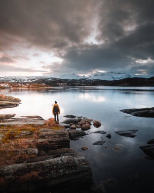 Explorer Saltstraumen, Norveç 'ten Manzaranın tadını çıkarıyor