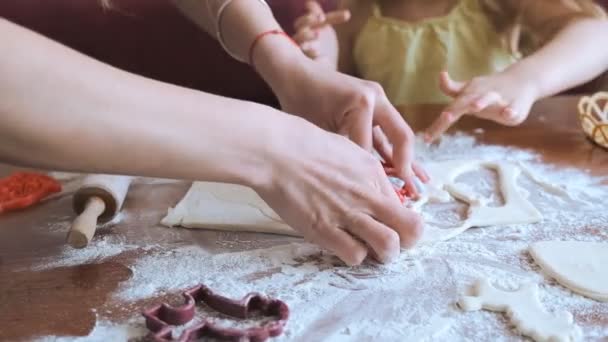 Preparazione Vacanze Pasqua Celebrazione Della Pasqua Famiglia Madre Figlia Preparano — Video Stock