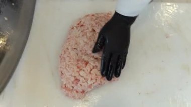 meat kebab restaurant chefs, making minced meat in Turkey. Meat mincing is called local minced meat ( satir kiyma ) or armor minced (zirh kiyma). Video