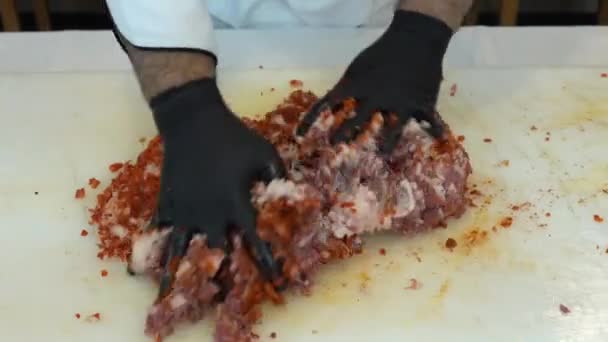 Chef Prepare Turkish Kebab Kitchen Turkish Adana Kebap Preparing Traditional — Stok video
