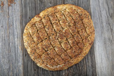 Ramazan Pita (Ramazan Pidesi) Ramazan ayı için geleneksel Türk ekmeği. Taze dilimlenmiş pita ekmeği. .