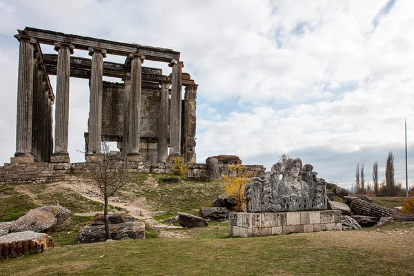 Aizonai Antic City Ruins Zeus Temple Aizanoi Antigua Ciudad Cavdarhisar — Foto de Stock