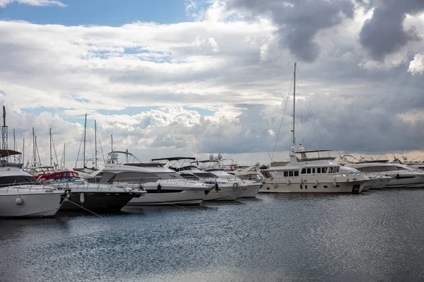 Yakuplu Beylikduzu Estambul Turquía Noviembre 2020 Estambul Beylikduzu Yakuplu Yacht — Foto de Stock