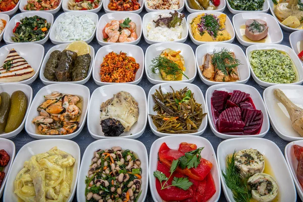 Przystawki Kuchni Tureckiej Przystawki Restauracji Rybnej Przystawki Zimna Przystawki Wyboru — Zdjęcie stockowe