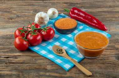 Türk mutfağından geleneksel tarhana çorbası. Klasik Türk Çorbası (Tarhana).