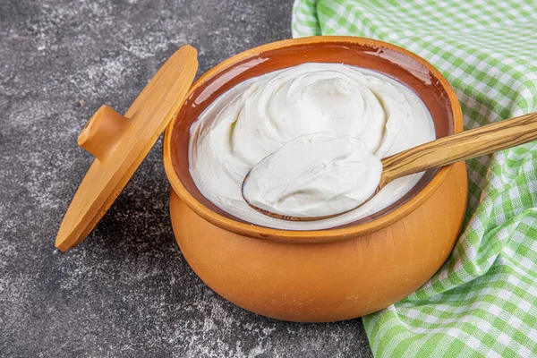 Türkische Und Griechische Traditionelle Milchprodukte Joghurt Oder Joghurt Auflauf Mit — Stockfoto