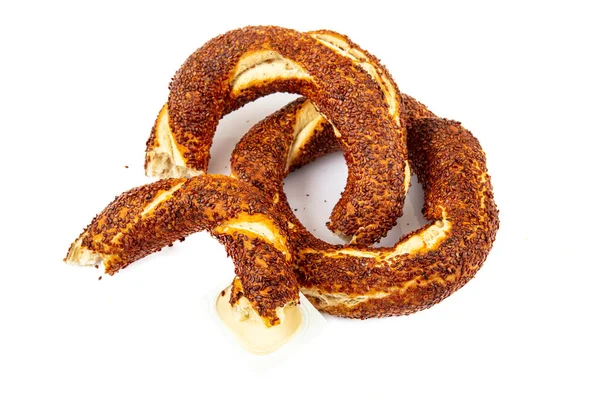 Turkisk Bagel Simit Gevrek Turkiska Bagel Simit Isolerad Bakgrund — Stockfoto