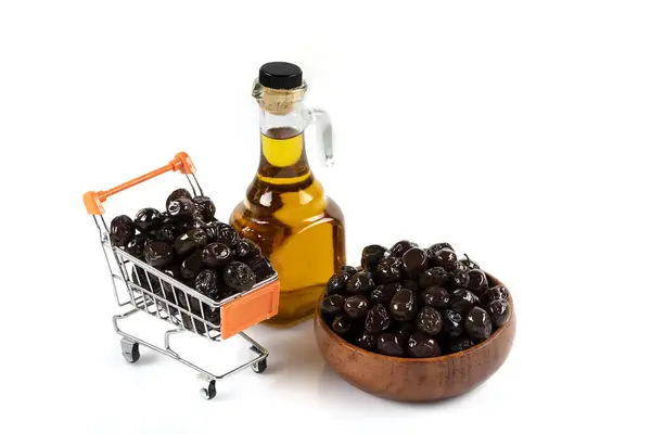 Hromada Organických Černých Oliv Olivy Černé Zalévané Olivovým Olejem Misce — Stock fotografie