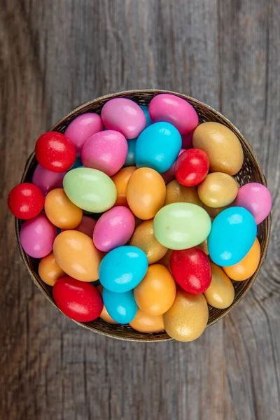 Dulces Almendras Colores Pequeños Caramelos Coloridos Forma Huevo Con Almendra —  Fotos de Stock