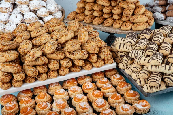 Turecká Kuchyně Křupavé Čerstvé Sušenky Cookies Jsou Nabízeny Prodeji Cukrárně — Stock fotografie