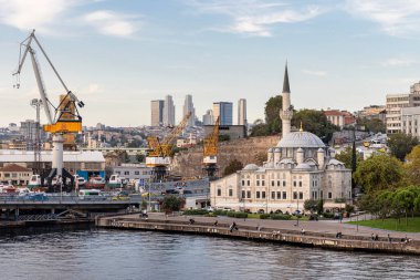 İstanbul Türkiye 24 Eylül 2024; Sokollu Mehmet Paşa Camii (Azapkapı Camii), Beyoğlu 'nun Atatürk ilçesi yakınlarındaki Sinan tarafından kurulan bir Osmanlı camii..