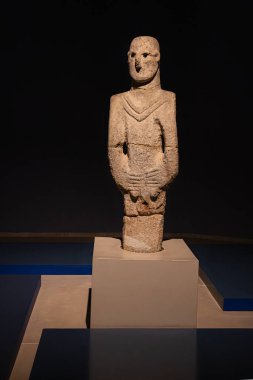 Şanlıurfa Türkiye 7 Kasım 2025; Göbeklitepe bölgesinde bulunan ve Şanlıurfa Müzesi, Türkiye 'deki Şanlıurfa' da sergilenen ünlü Urfa heykeli, Balikligol Heykeli.