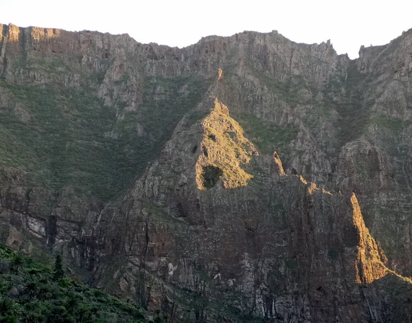 Masca Dağlarındaki Ölüm Kafatası Atlas Okyanusu Ndaki Tenerife Adasında — Stok fotoğraf