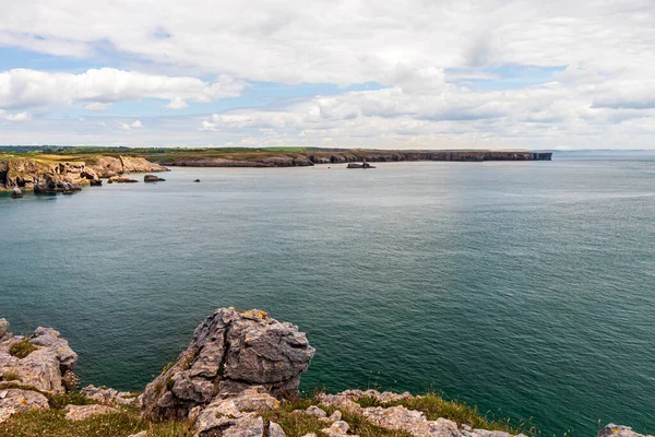 Pembrokeshire West Wales Reino Unido Paisagem Junto Oceano Verão Ensolarado — Fotografia de Stock