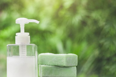 Corona virüsünün yayılmasını önlemek için sabunla el yıkama jölesi. Coronavirüsü dezenfekte etmek.