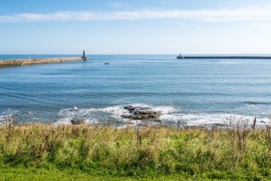 Tynemouth UK - 29 Eylül 2020: Tynemouth Limanı ve Tyne Nehri haliçleri