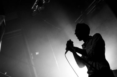 Newcastle Uk: 20 Ekim 2015: Editör grubu - Tom Smith Newcastle O2 Akademisi 'nde konserde