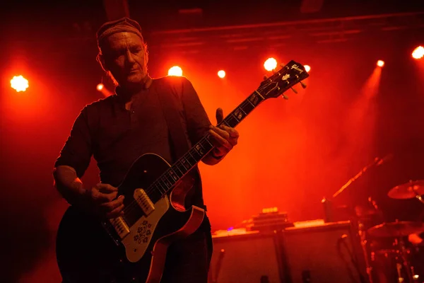 Newcastle UK: 4 Kasım 2018 - Killing Joke (gitarist Geordie Walker) Newcastle Northumbria Enstitüsü 'ndeki 40. yıldönümü turnesinde