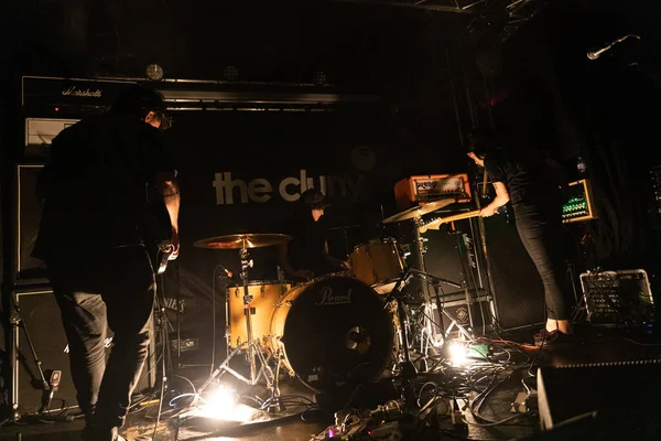 Newcastle UK: 27 Mayıs 2019: Büyük Cesur grup Cluny Newcastle 'da konser verdi