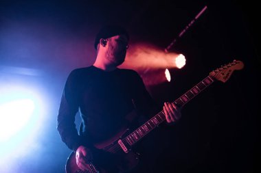 Newcastle UK: 21 Ekim 2019: Twilight Sad grubu Newcastle Öğrenci Birliği 'nde canlı yayında