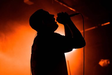 Newcastle UK: 21 Ekim 2019: Twilight Sad grubu Newcastle Öğrenci Birliği 'nde canlı yayında