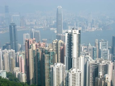 Hong Kong Çin 31 Ekim 2008. Güneşli ama puslu bir günde tepe gözcüsü