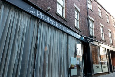 Tyne UK 'deki Newcastle - 8 Ocak 2020: Newcastle' daki Pink Lane (Phuket Adası Gevşemesi) masaj salonu