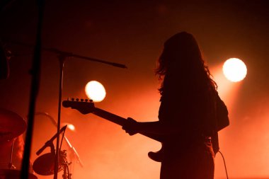 Newcastle UK - 21 Eylül 2019: The Big Moon grubu Newcastle O2 Akademisi 'nde canlı yayında