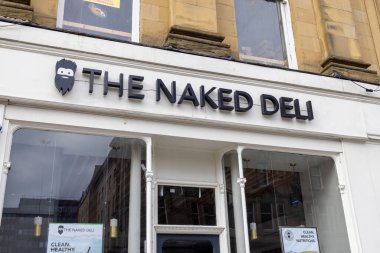 Newcastle, Tyne UK 21 Mart 2021: Newcaslte City 'deki Çıplak Şarküteri Kafe