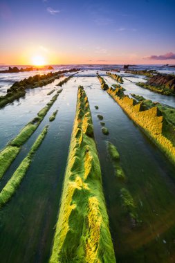 Barrika Sahili 'nde gün batımı manzarası