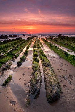 Barrika Sahili 'nde gün batımı manzarası