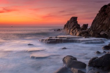 Barrika Sahili 'nde gün batımı manzarası
