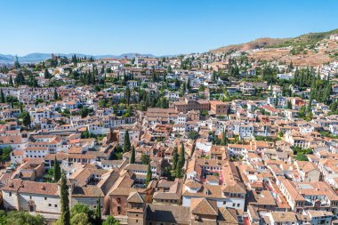 Granada şehrinin panoramik manzarası, İspanya