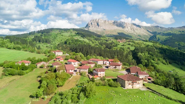 Vista Aérea Cidade Rural Orozko País Basco Espanha — Fotografia de Stock
