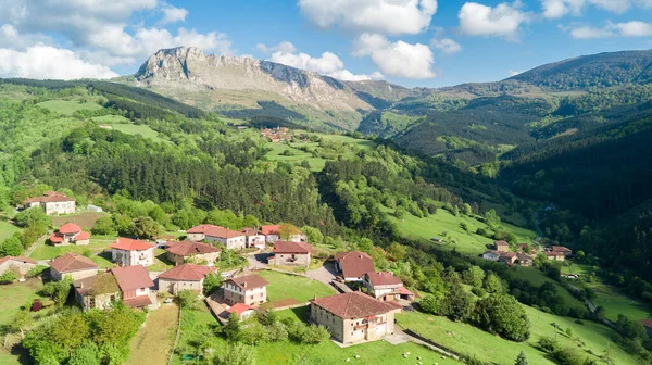 Vista Aérea Cidade Rural Orozko País Basco Espanha — Fotografia de Stock