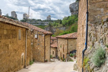 medieval town of orbaneja del castillo, Spain clipart